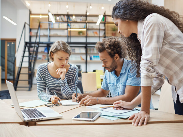 estratégia de dados como vantagem competitiva